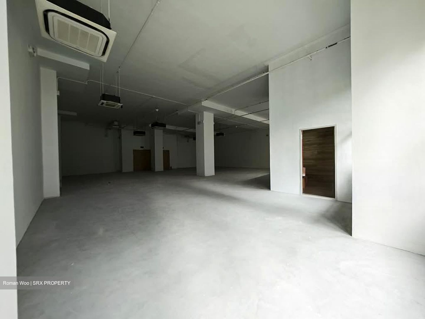 Pasir Panjang Road (D5), Office #584132351